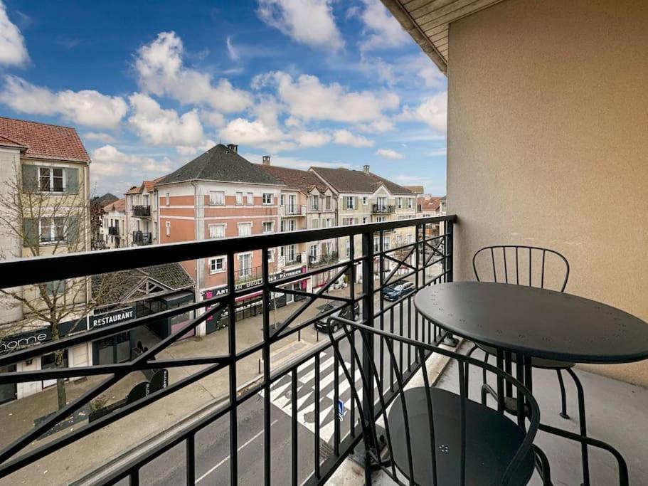 Le Delta Bailly - Appartement Pour 4 Personnes Disneyland Paris Екстериор снимка